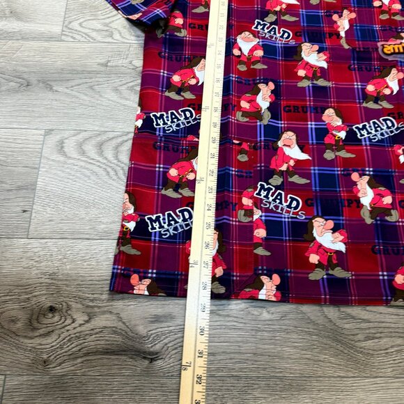 Disney Grumpy Seven Dwarfs Scrub Top Size M Red Plaid Print Health Care Unisex - Picture 8 of 16